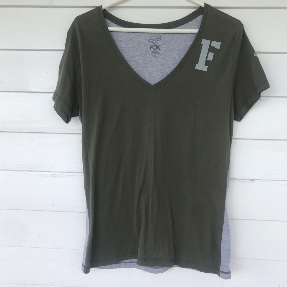 Fox Short sleeved, V neckline tee shirt